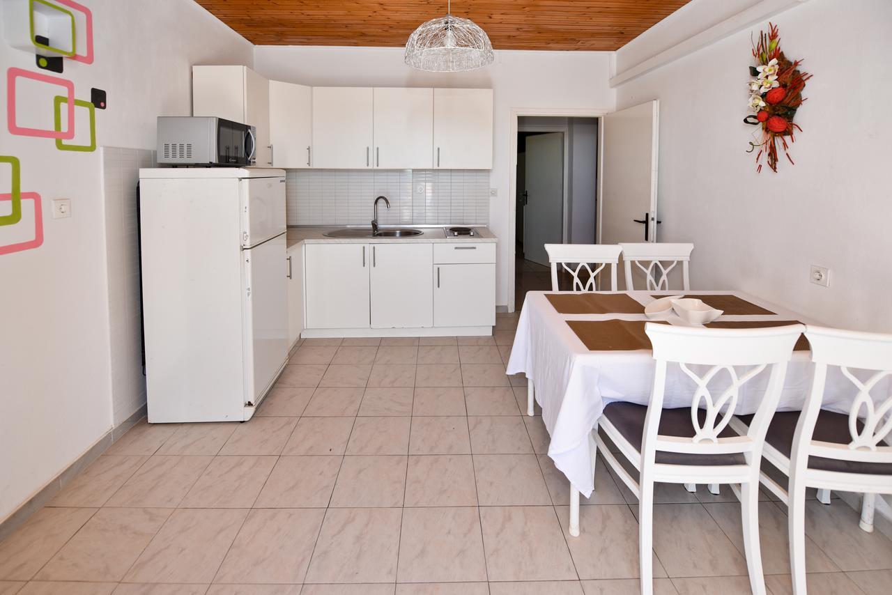 Apartments Miki 2 โนวาลยา ภายนอก รูปภาพ